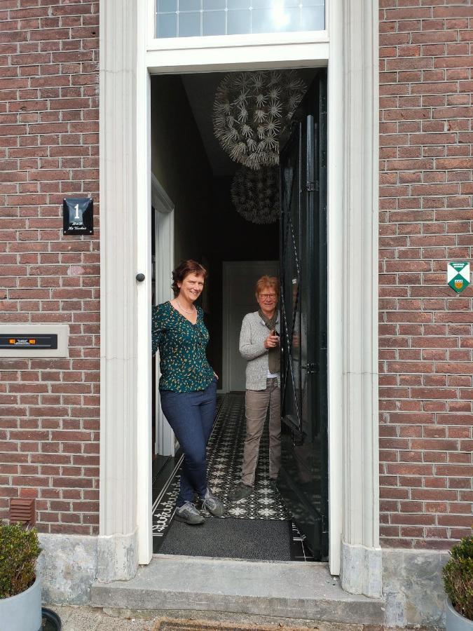 Familie- En Groepsverblijf Het Voorhuis Loon op Zand Exterior foto